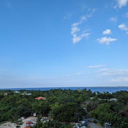 Dominiks Stylish Resort Gem Ocean View Pool Queen Bed At Tambuli 8 Floor Fast Wifi Lapu-Lapu City Exterior photo