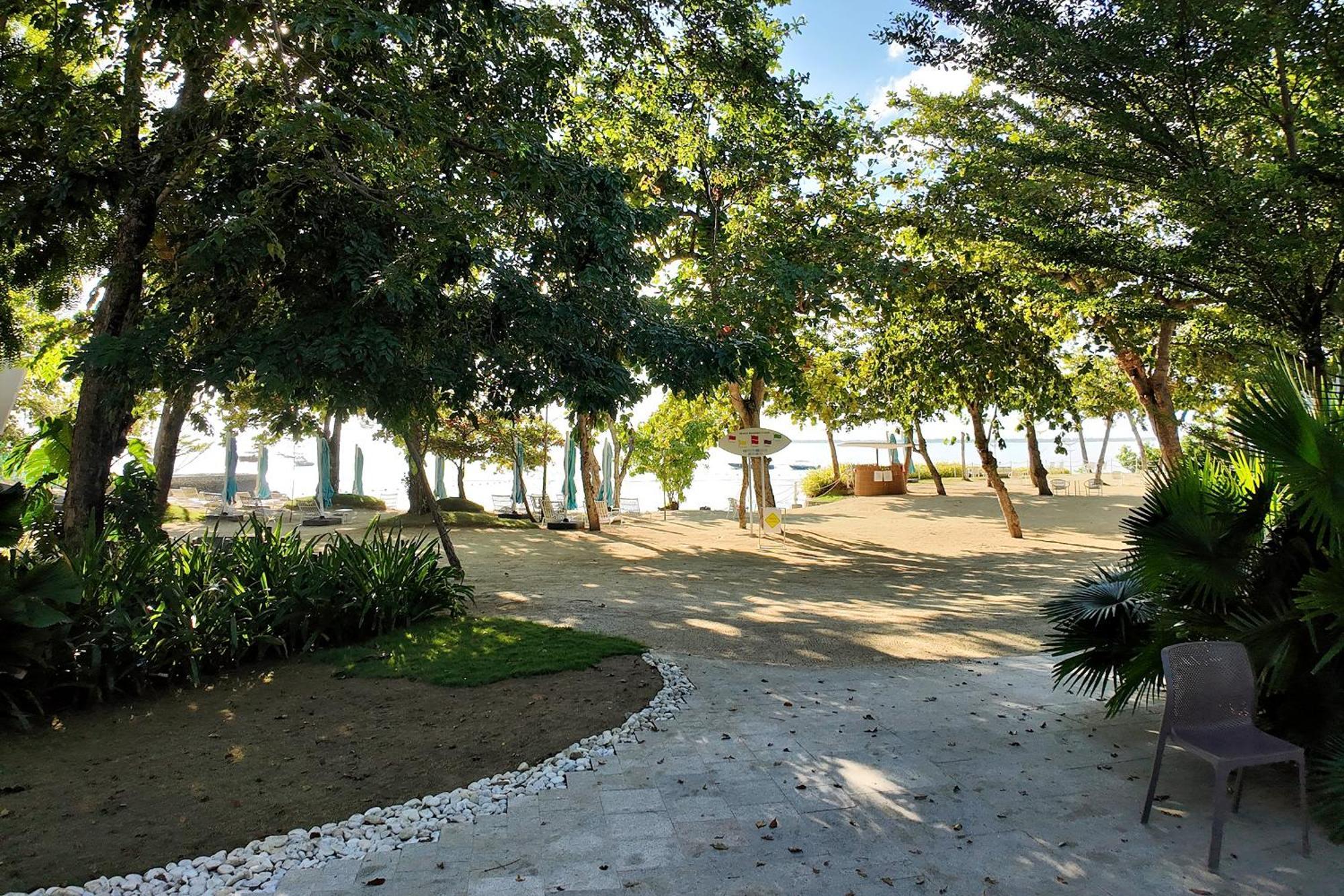 Dominiks Stylish Resort Gem Ocean View Pool Queen Bed At Tambuli 8 Floor Fast Wifi Lapu-Lapu City Exterior photo