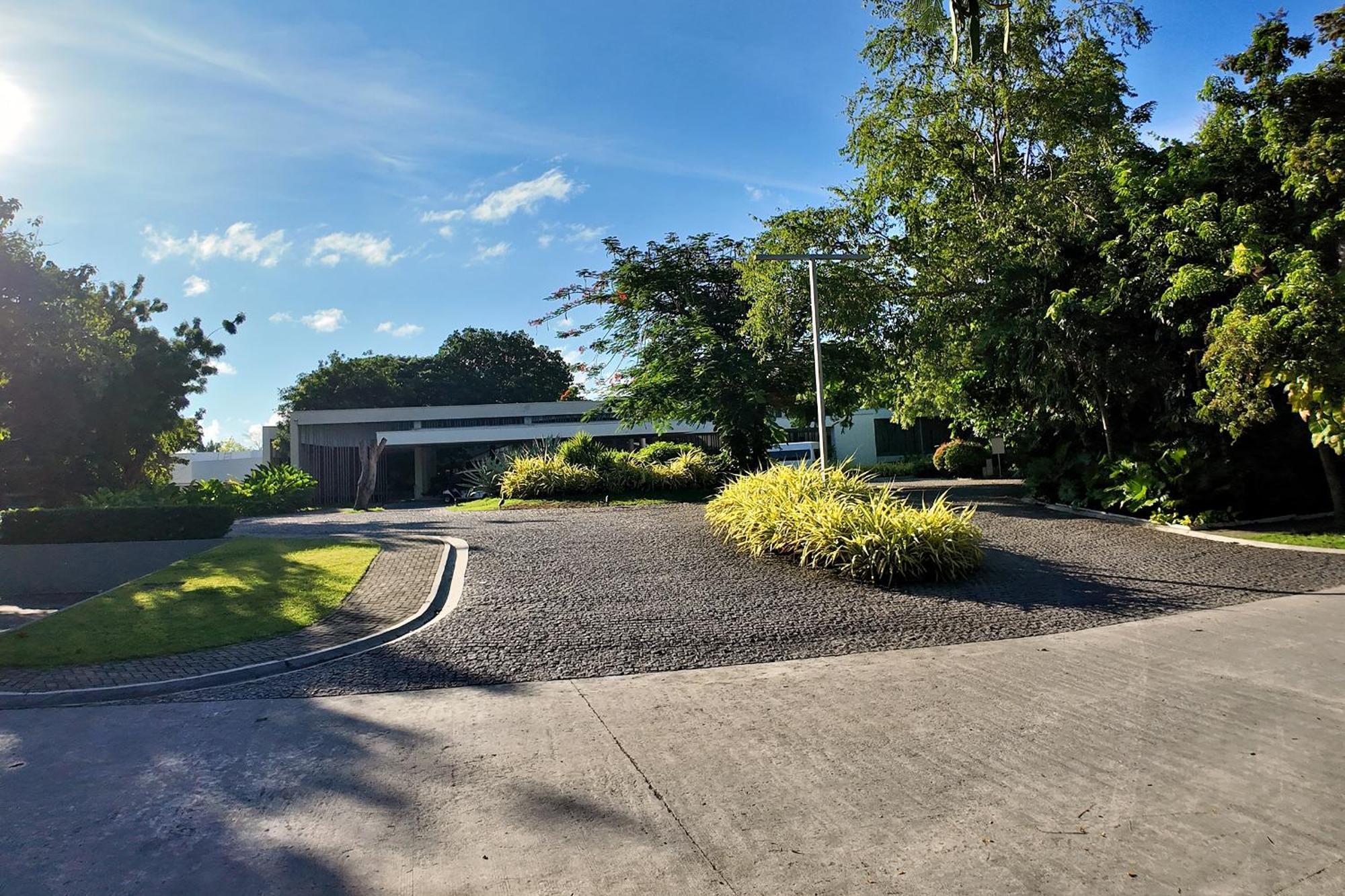 Dominiks Stylish Resort Gem Ocean View Pool Queen Bed At Tambuli 8 Floor Fast Wifi Lapu-Lapu City Exterior photo